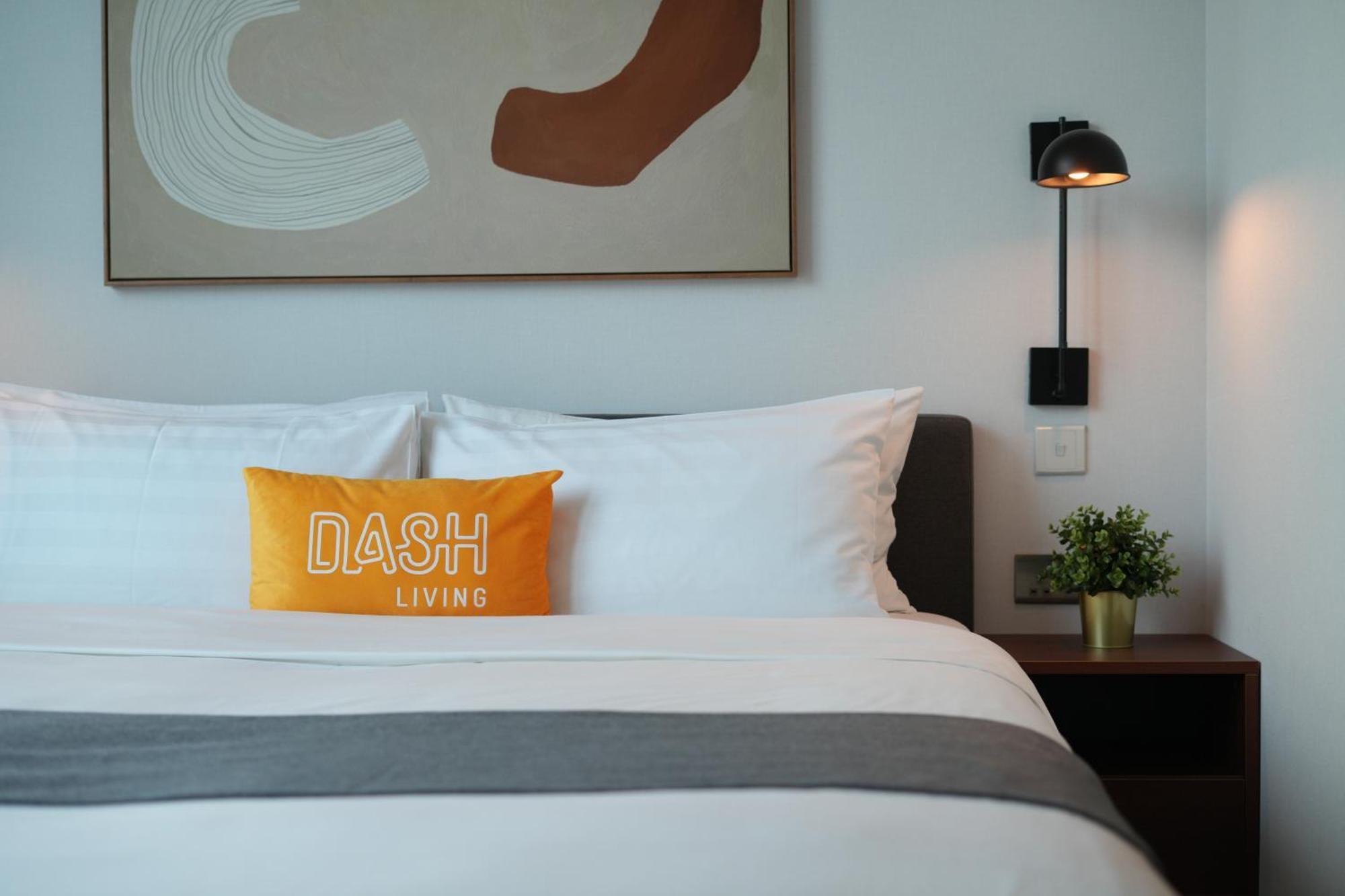 Dash Living On Queen'S Hong Kong Bagian luar foto